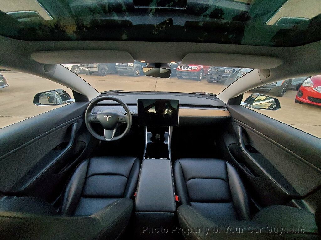 2019 Tesla Model 3 Performance photo 17