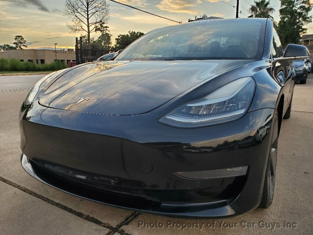 2019 Tesla Model 3 Performance photo 2