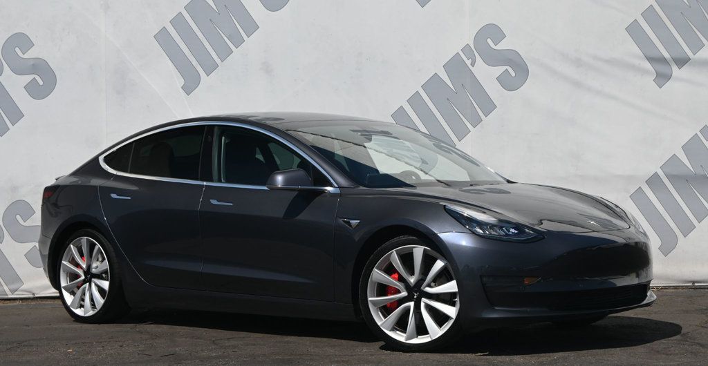 2019 Tesla Model 3 Performance photo 2