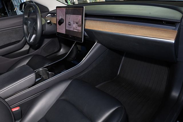 2019 TESLA MODEL 3 Standard Range Battery Plus RWD - 23022301 - 19