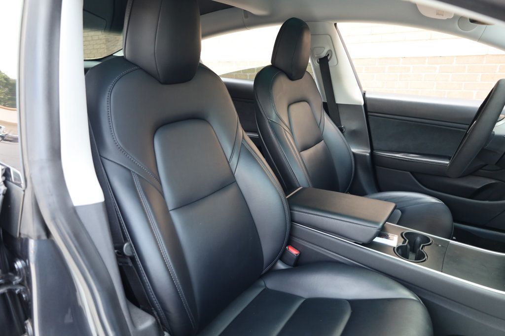 2019 Tesla Model 3 Standard Range Plus photo 22