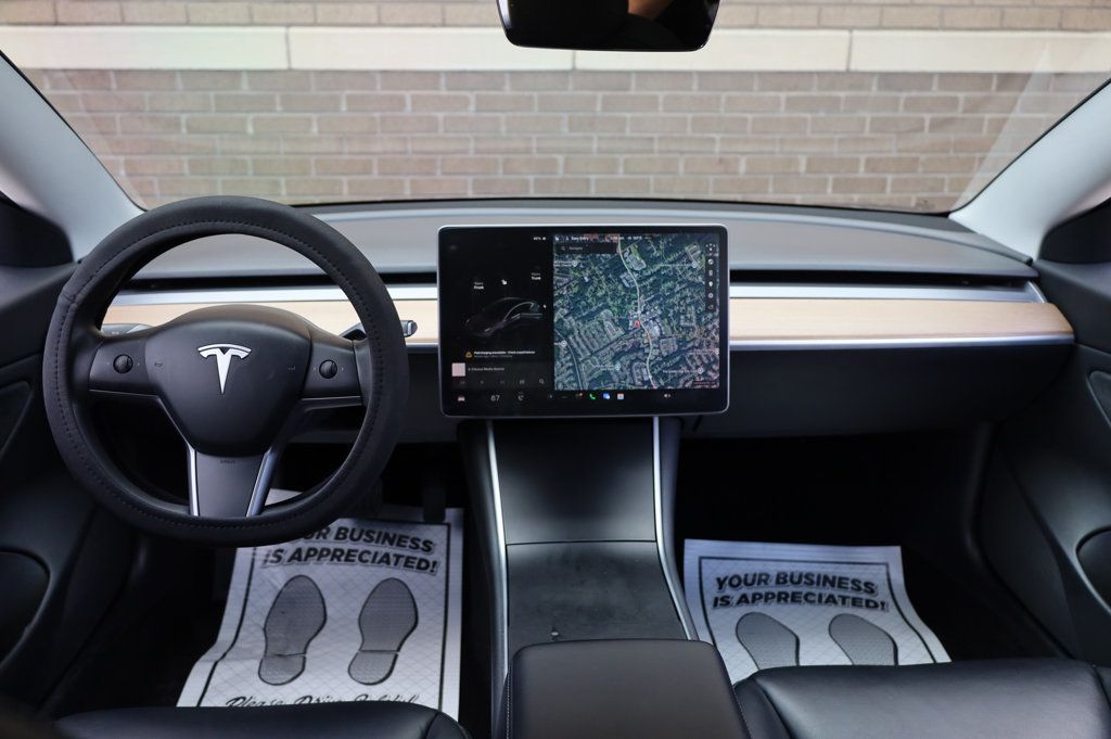 2019 Tesla Model 3 Standard Range Plus photo 26