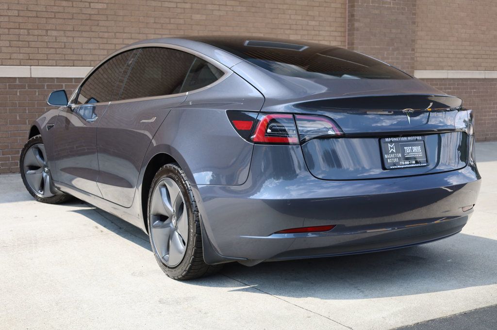 2019 Tesla Model 3 Standard Range Plus photo 6