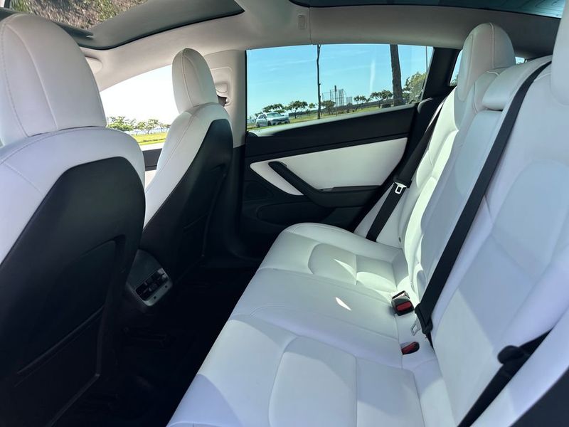 2019 Tesla Model 3 Standard Range Plus - 22972526 - 13