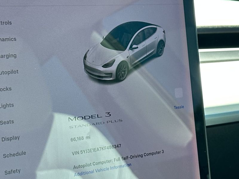 2019 Tesla Model 3 Standard Range Plus - 22972526 - 21