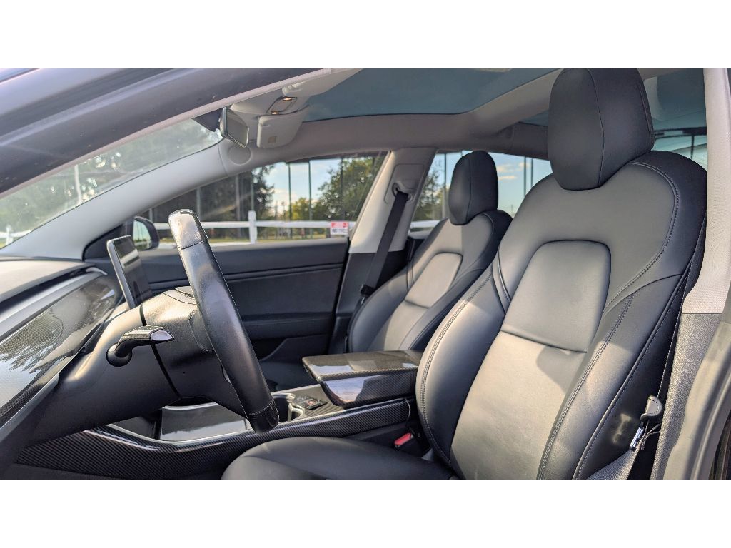 2019 Tesla Model 3 Standard Range Plus photo 12