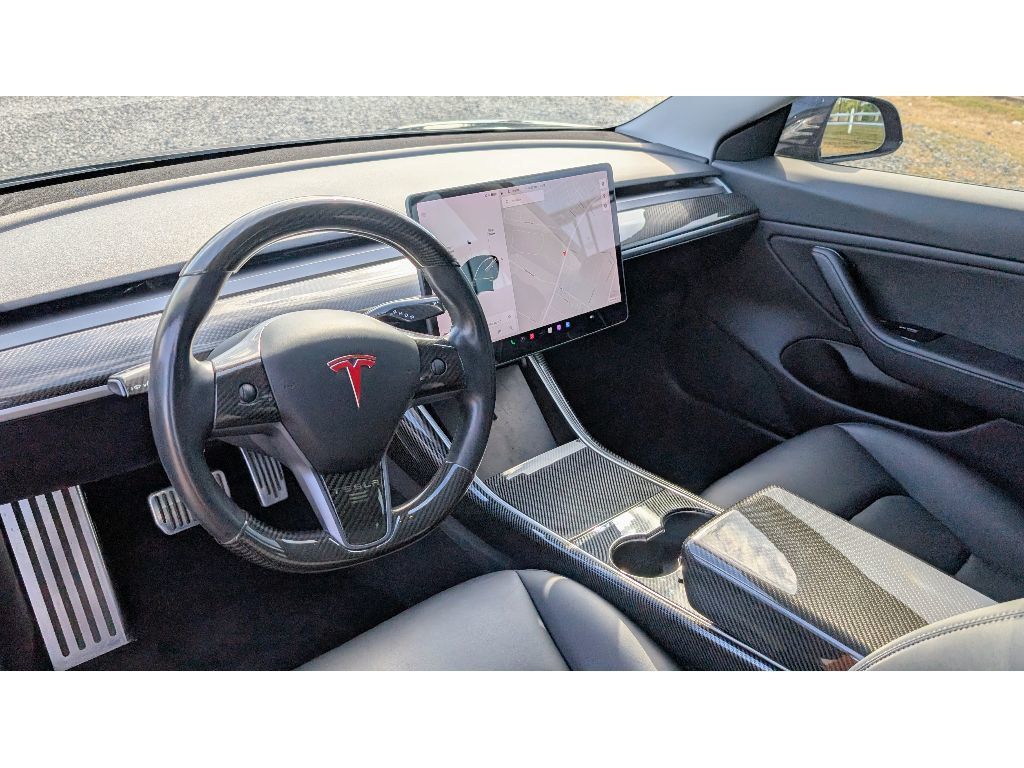 2019 Tesla Model 3 Standard Range Plus photo 16