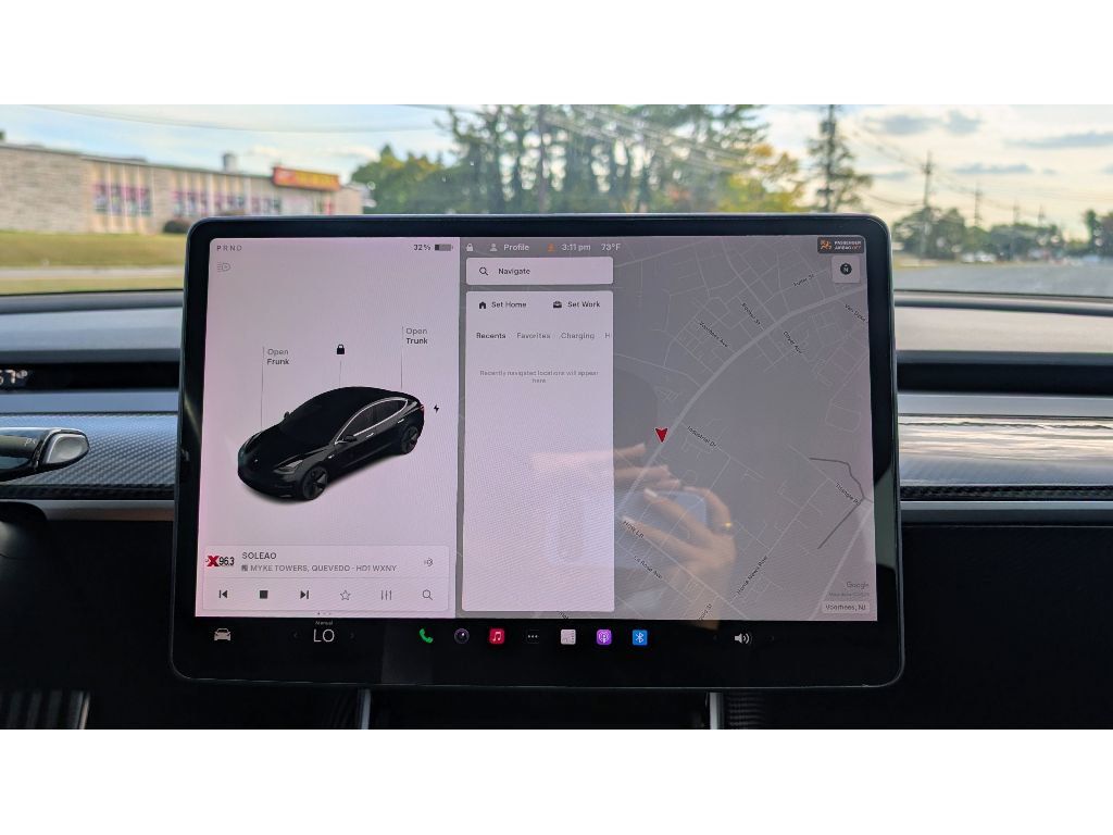 2019 Tesla Model 3 Standard Range Plus photo 18