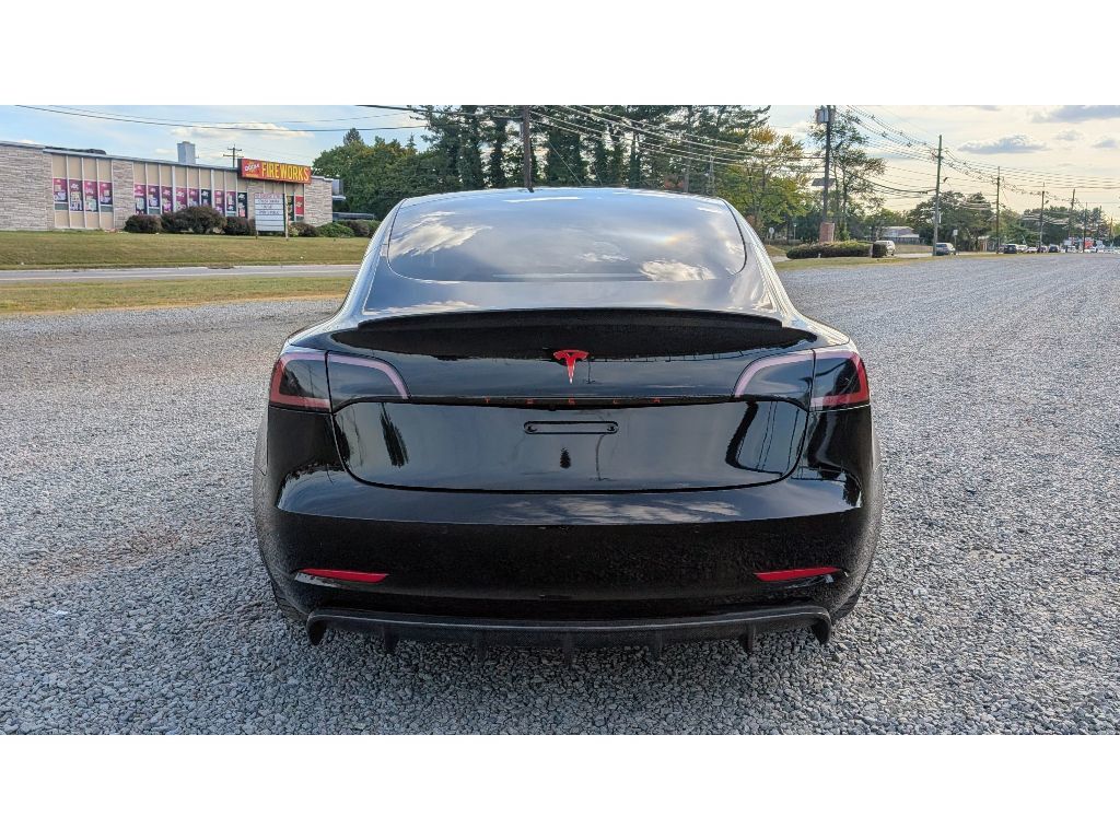 2019 Tesla Model 3 Standard Range Plus photo 5