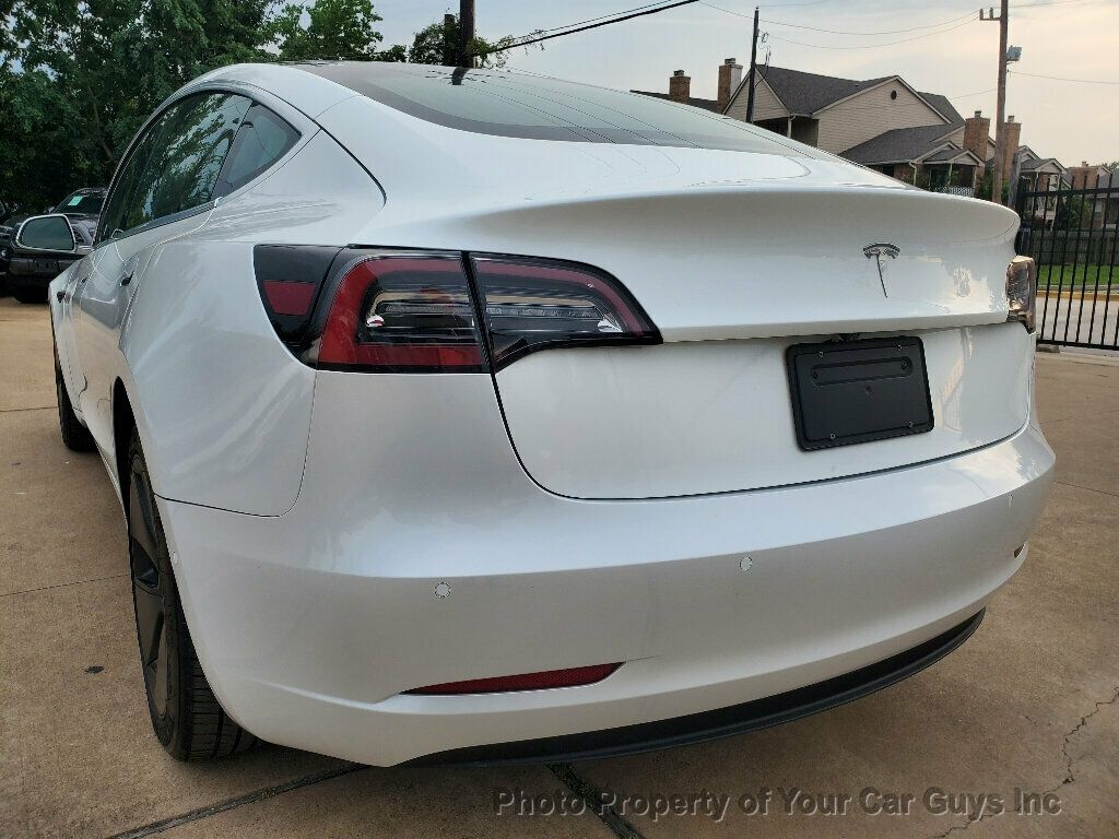 2019 Tesla Model 3 Standard Range Plus photo 14