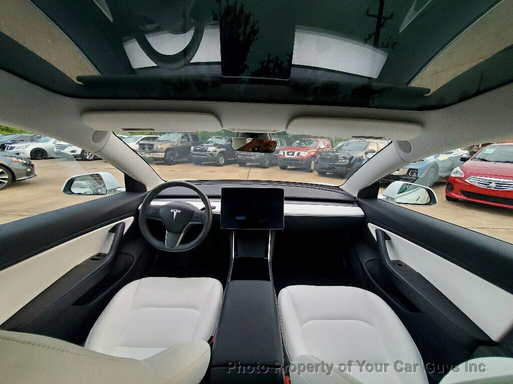 2019 Tesla Model 3 Standard Range Plus photo 18