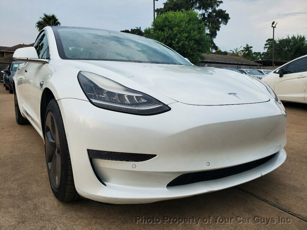 2019 Tesla Model 3 Standard Range Plus photo 8