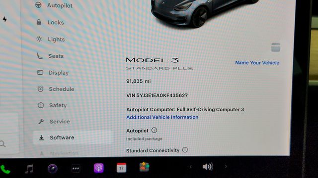 2019 Tesla Model 3 Standard Range Plus - 22947417 - 13