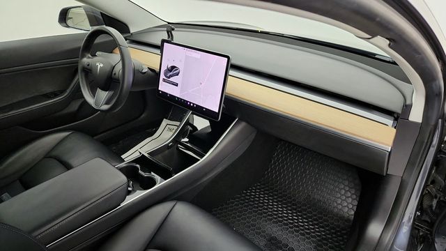 2019 Tesla Model 3 Standard Range Plus - 22947417 - 27