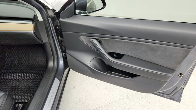 2019 Tesla Model 3 Standard Range Plus - 22947417 - 28