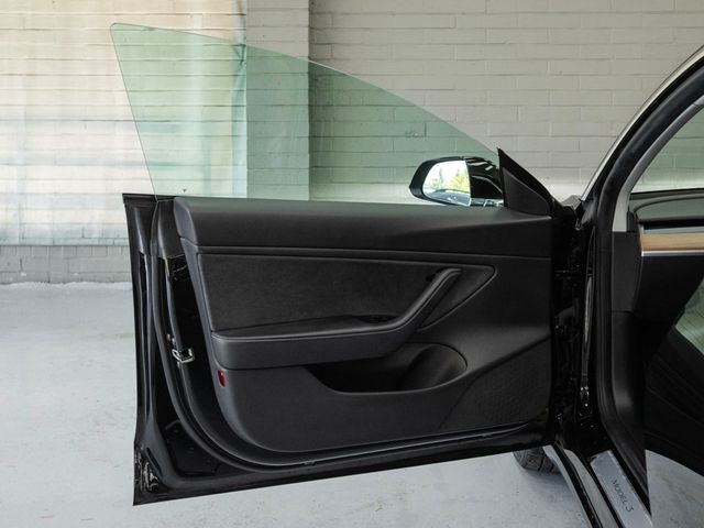 2019 Tesla Model 3 Standard Range Plus RWD - 22926375 - 24