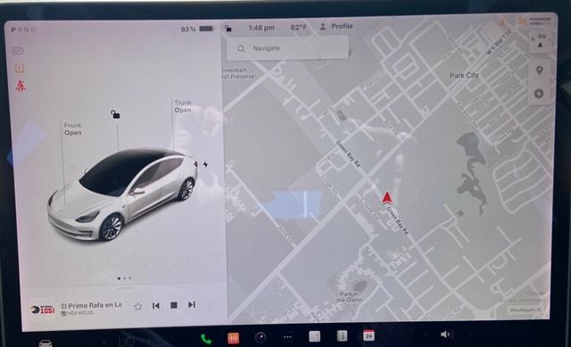 2019 Tesla Model 3 Standard Range Plus RWD - 22406475 - 23