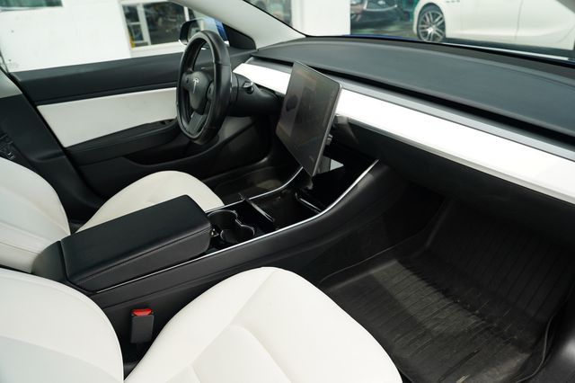 2019 Tesla Model 3 Standard Range Plus RWD - 23043998 - 21
