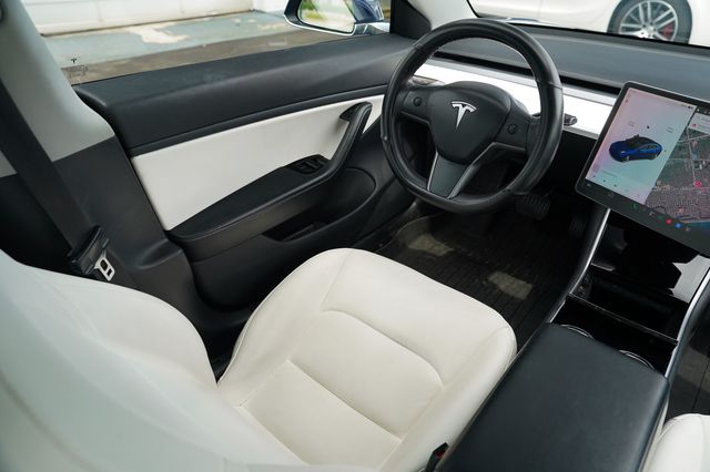 2019 Tesla Model 3 Standard Range Plus RWD - 23043998 - 23