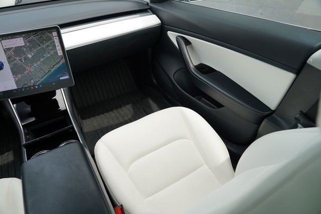 2019 Tesla Model 3 Standard Range Plus RWD - 23043998 - 24