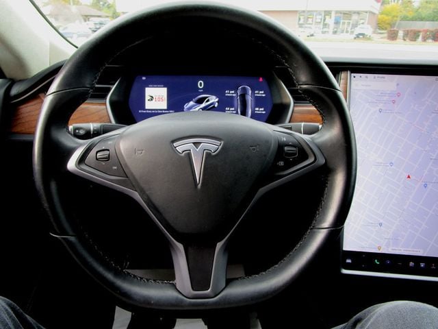 2019 Tesla Model S null photo 20