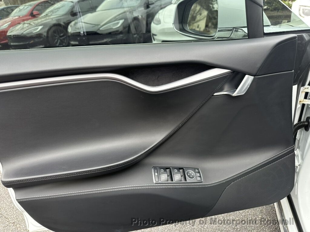 Tesla Model S P100D AWD photo 12