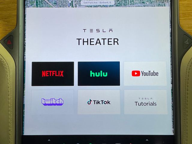 2019 Tesla Model S Standard Range AWD - 22940657 - 35