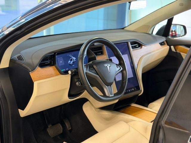 2019 Tesla Model X 100D AWD - 23062924 - 16