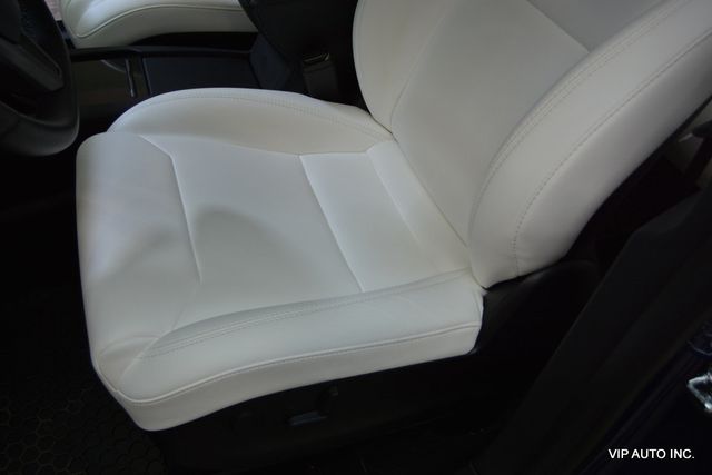 2019 Tesla Model X 100D AWD - 22944212 - 16