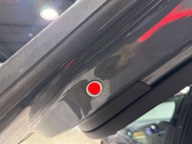 2019 Tesla Model X 75D AWD - 22972761 - 45