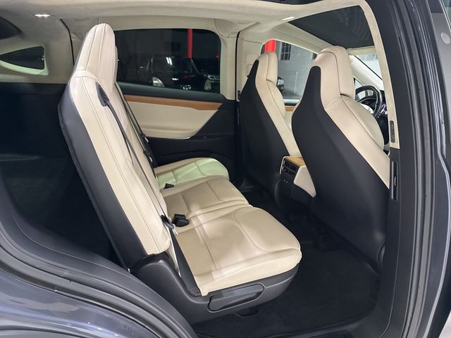 2019 Tesla Model X 75D AWD - 22972761 - 49