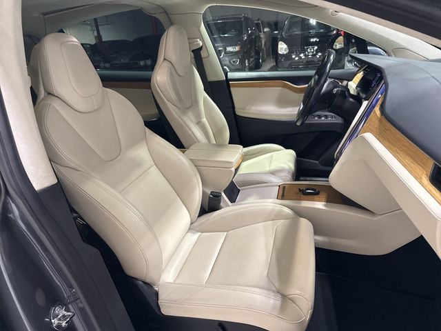 2019 Tesla Model X 75D AWD - 22972761 - 55