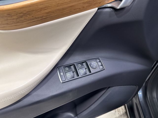 2019 Tesla Model X Long Range AWD - 22972761 - 40