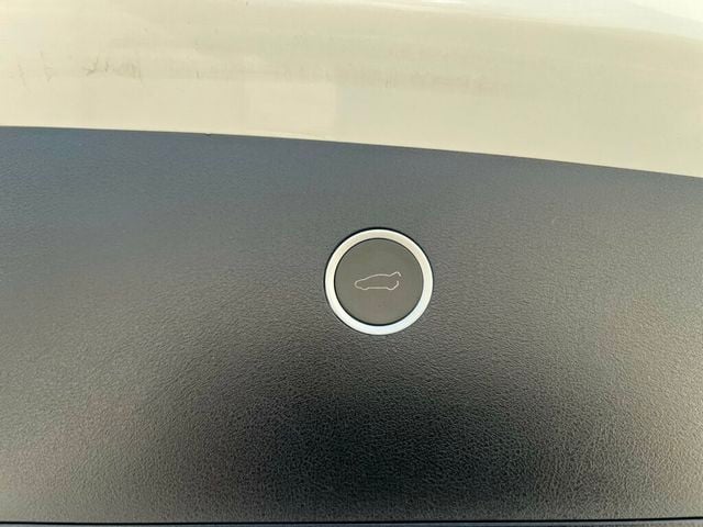 2019 Tesla Model X Long Range AWD - 23049400 - 10