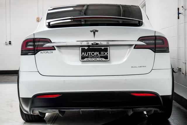 2019 Tesla Model X Long Range photo 12