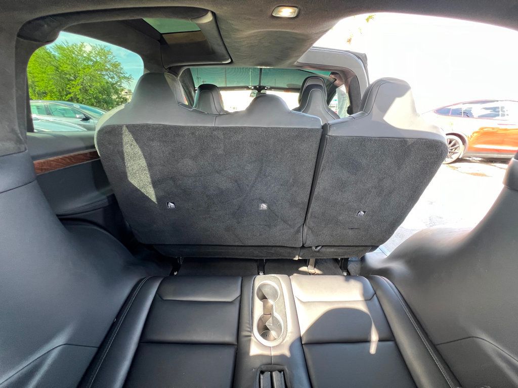 2019 Tesla Model X Long Range AWD - 22385808 - 26