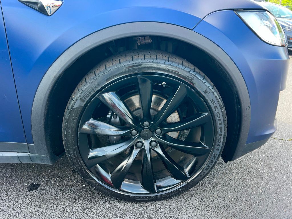 2019 Tesla Model X Long Range AWD - 22385808 - 36