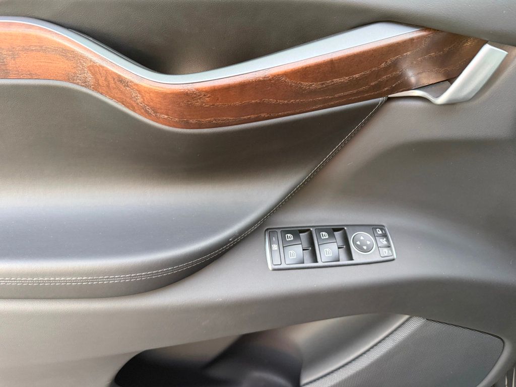 2019 Tesla Model X Long Range AWD - 22978044 - 21