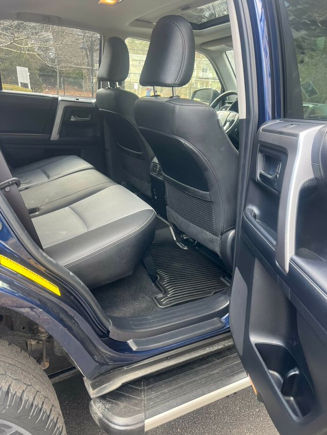 2019 Toyota 4Runner  - 22972415 - 8