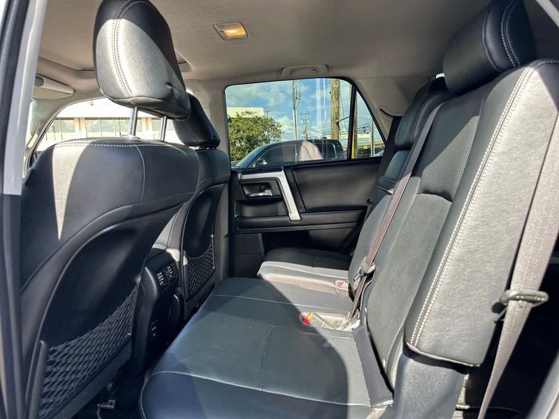 2019 Toyota 4Runner Limited - 22931095 - 13