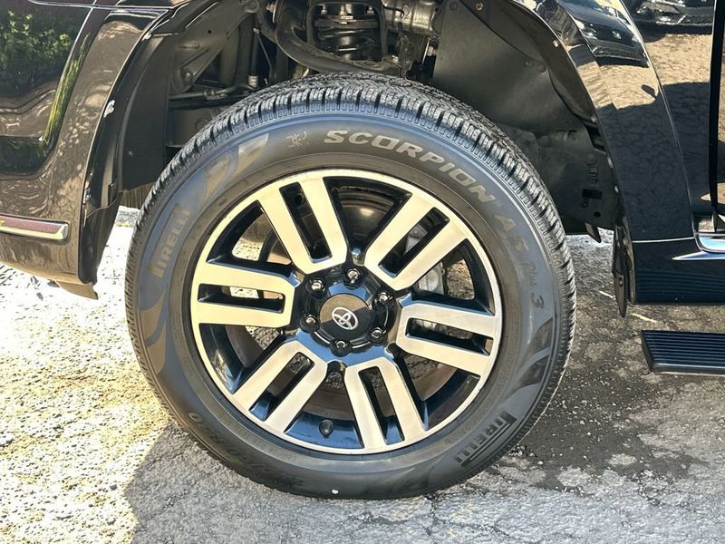 2019 Toyota 4Runner Limited - 22989059 - 10