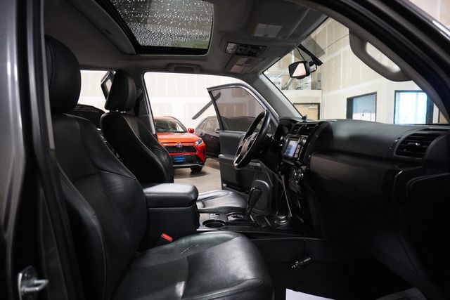 2019 Toyota 4Runner Limited Nightshade 4WD - 22985224 - 6