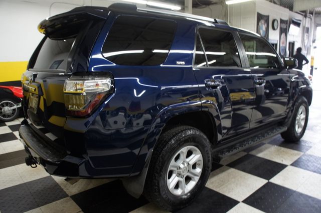 2019 Toyota 4Runner Low Mileage, Dealer Serviced, SR5 4WD, Immaculate - 22982500 - 19