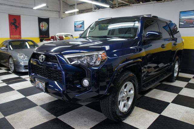 2019 Toyota 4Runner Low Mileage, Dealer Serviced, SR5 4WD, Immaculate - 22982500 - 2