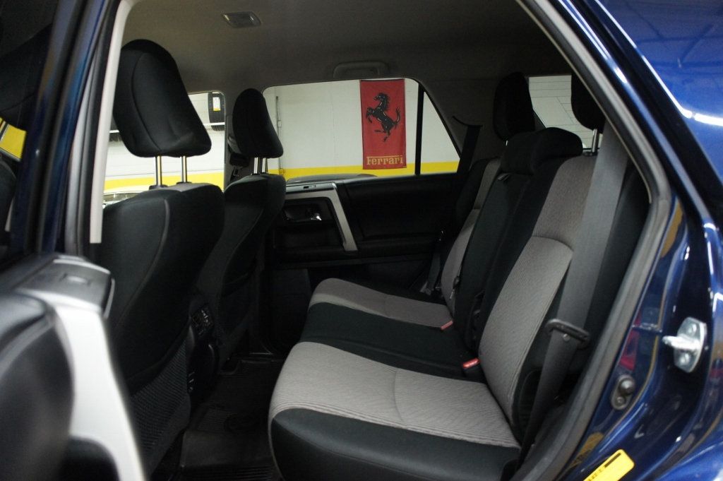 2019 Toyota 4Runner Low Mileage, Dealer Serviced, SR5 4WD, Immaculate - 22982500 - 40