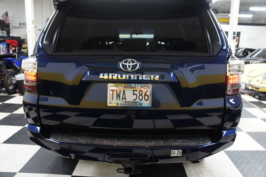 2019 Toyota 4Runner Low Mileage, Dealer Serviced, SR5 4WD, Immaculate - 22982500 - 43