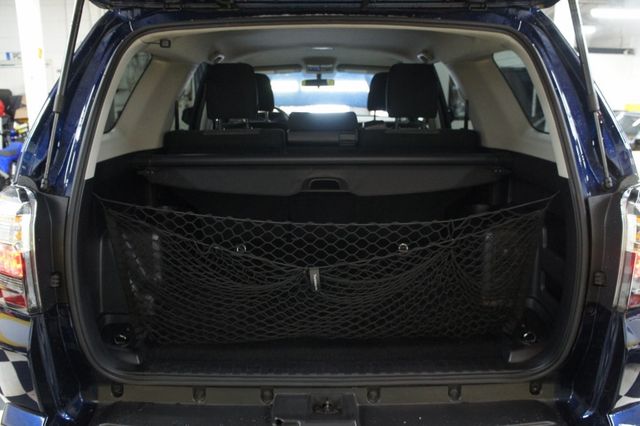 2019 Toyota 4Runner Low Mileage, Dealer Serviced, SR5 4WD, Immaculate - 22982500 - 44