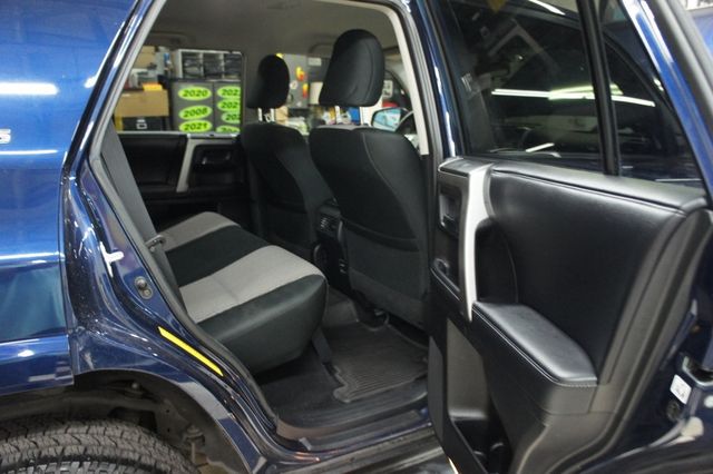 2019 Toyota 4Runner Low Mileage, Dealer Serviced, SR5 4WD, Immaculate - 22982500 - 48