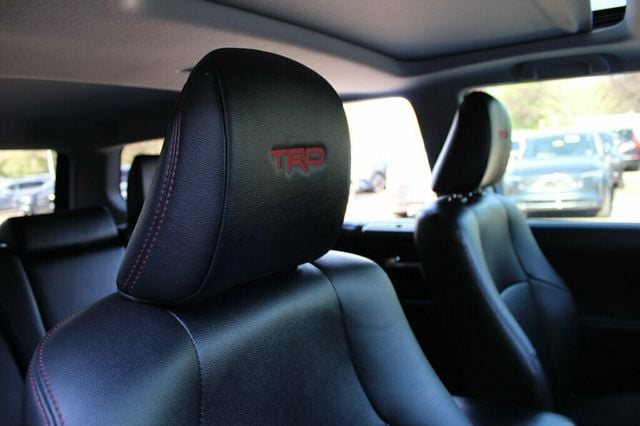 2019 Toyota 4Runner ONE OWNER 4WD TRD PRO PREMIUM W/ LEATHER  MOONROOF  - 23023664 - 9