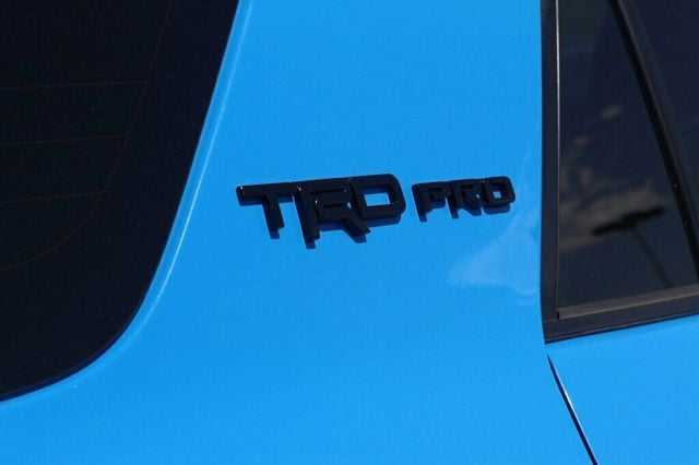 2019 Toyota 4Runner ONE OWNER 4WD TRD PRO PREMIUM W/ LEATHER  MOONROOF  - 23023664 - 3